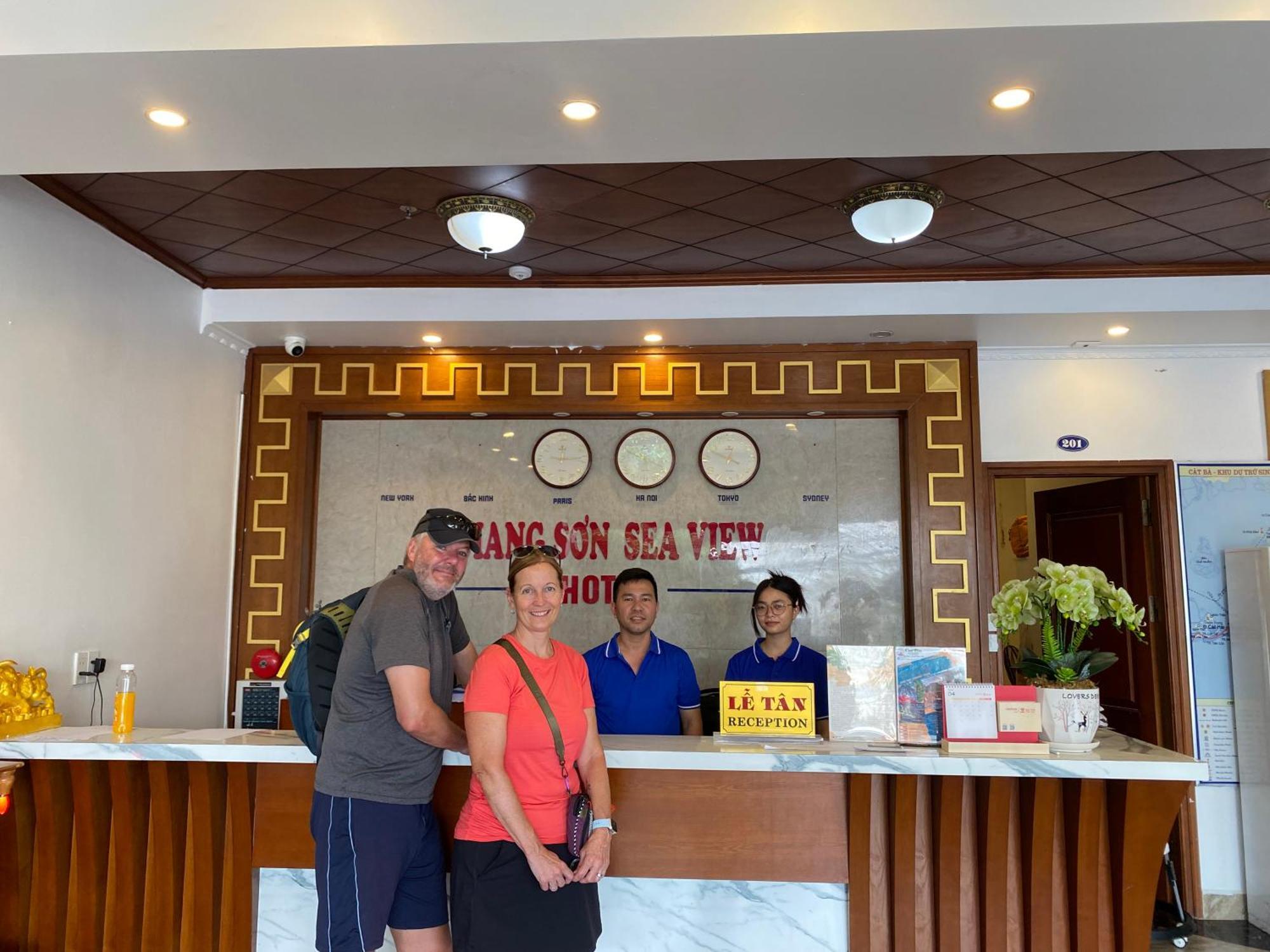 Dolphin Hotel Chan Chau Экстерьер фото